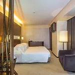 Palacio By The Editory Porto