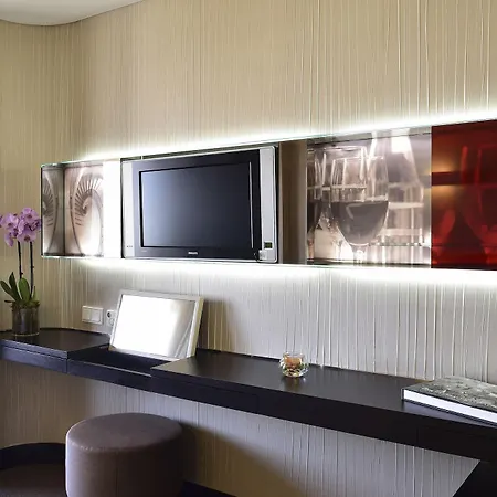 Palacio By The Editory