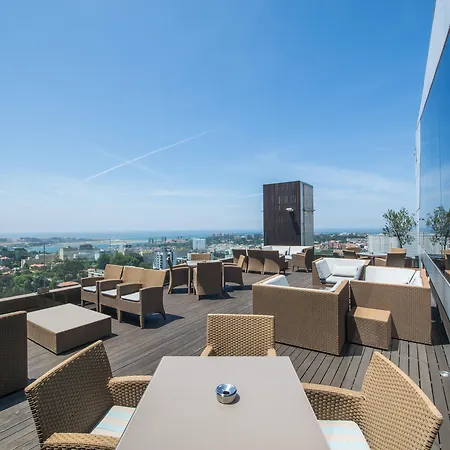 Palácio By The Editory Hotel