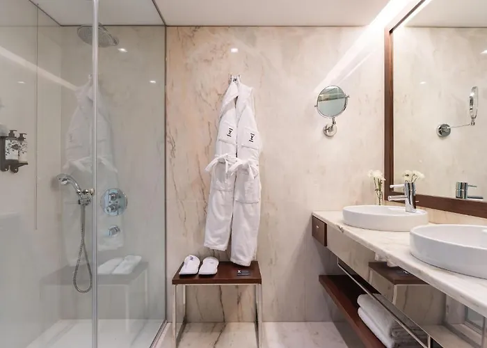 Hotel Palacio By The Editory Porto