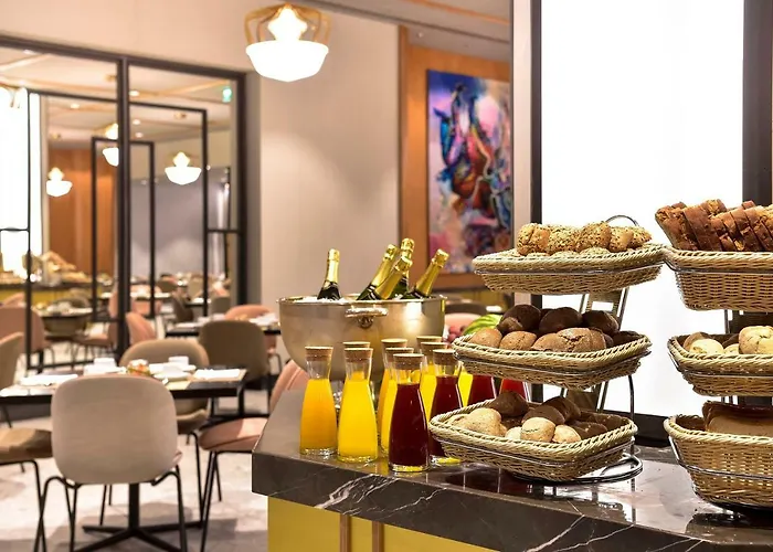 Palácio By The Editory Hotel