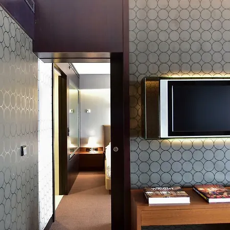 Palacio By The Editory Otel