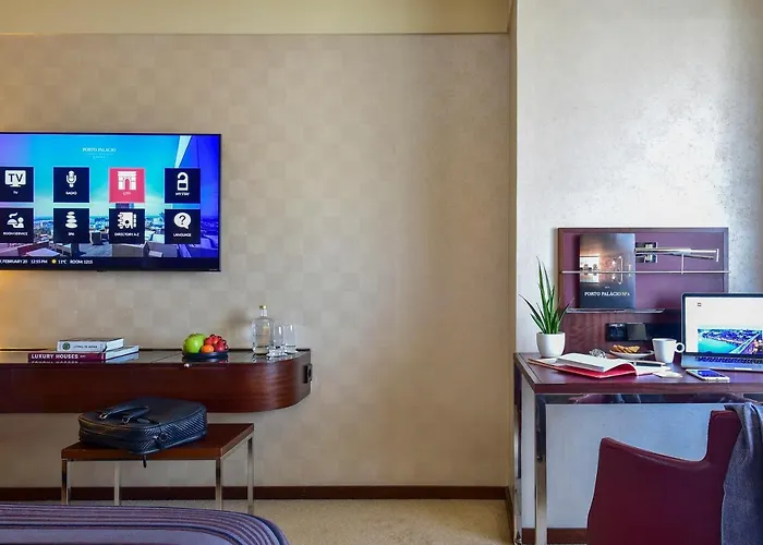 Palácio By The Editory Hotel