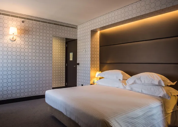 Palacio By The Editory מלון 5*