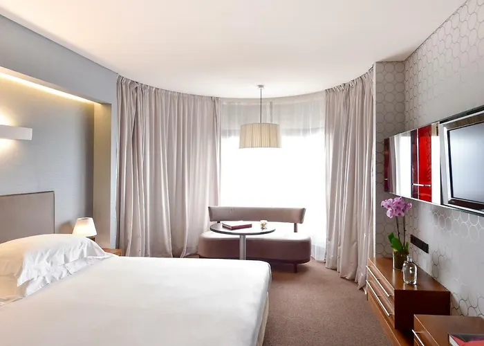 Palacio By The Editory מלון 5*